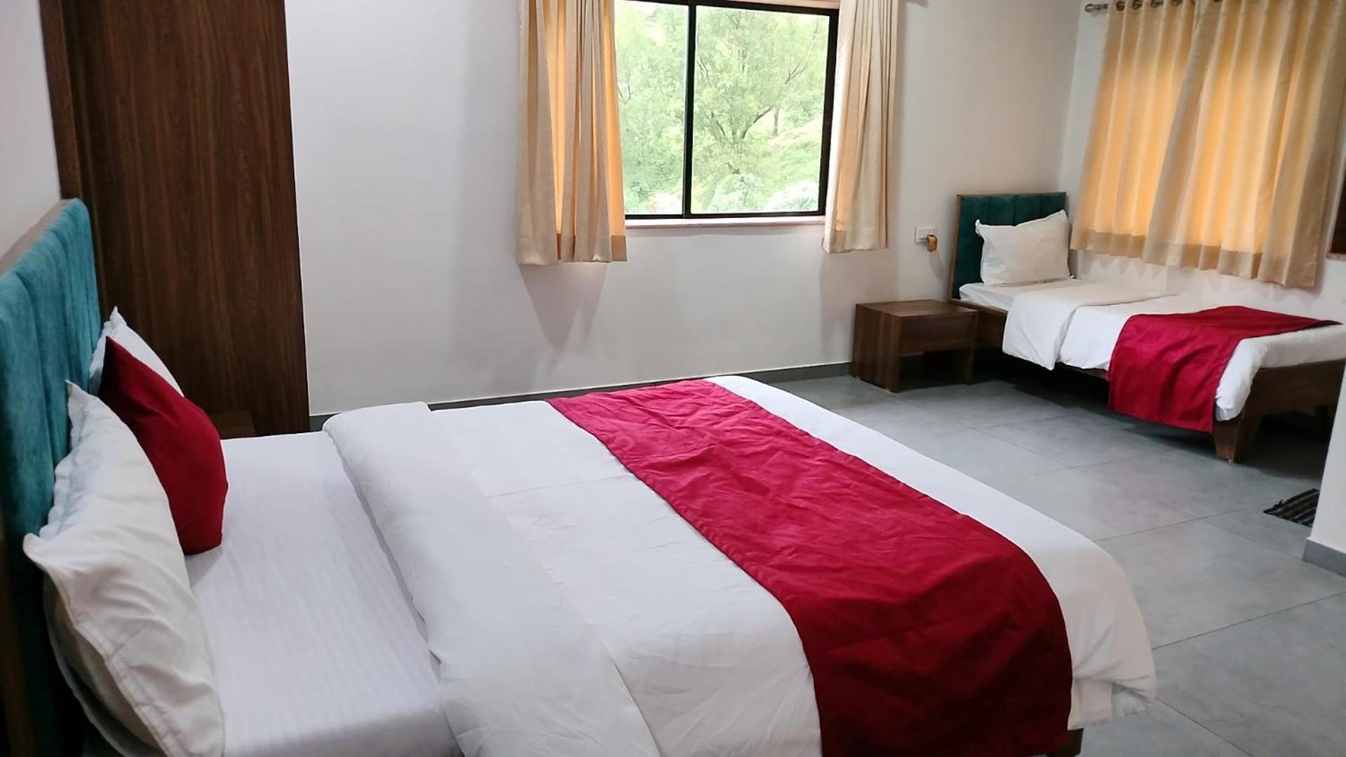 Golden Resort Igatpuri Exterior photo
